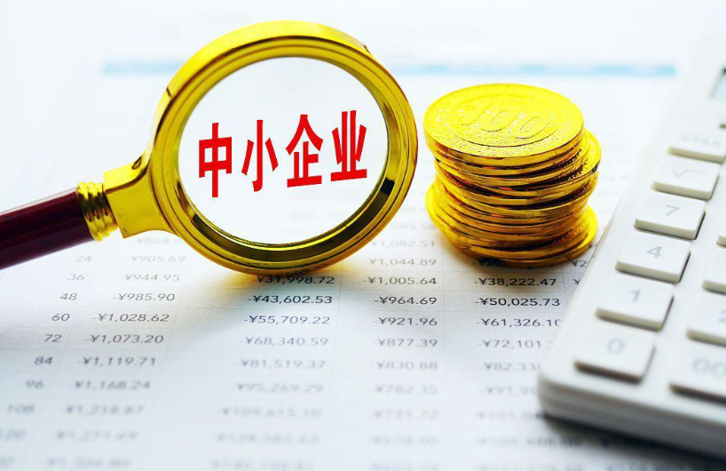 新媒体运营与网站优化的协同机制：构建企业线上增长闭环的技术路径